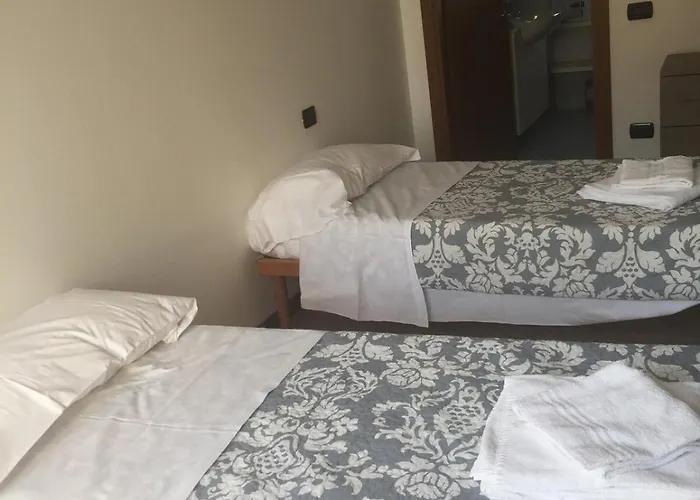 - Luminoso Con Box Prvato Apartament Bergamo