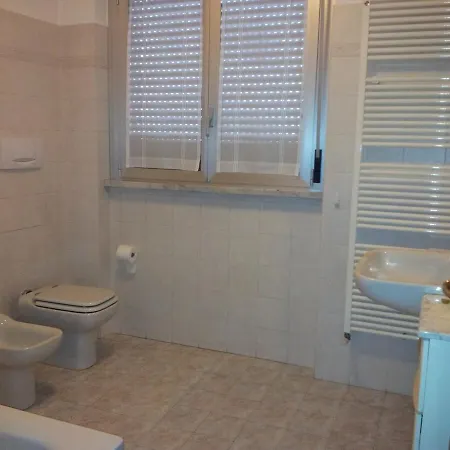 - Luminoso Con Box Prvato Appartement Bergame